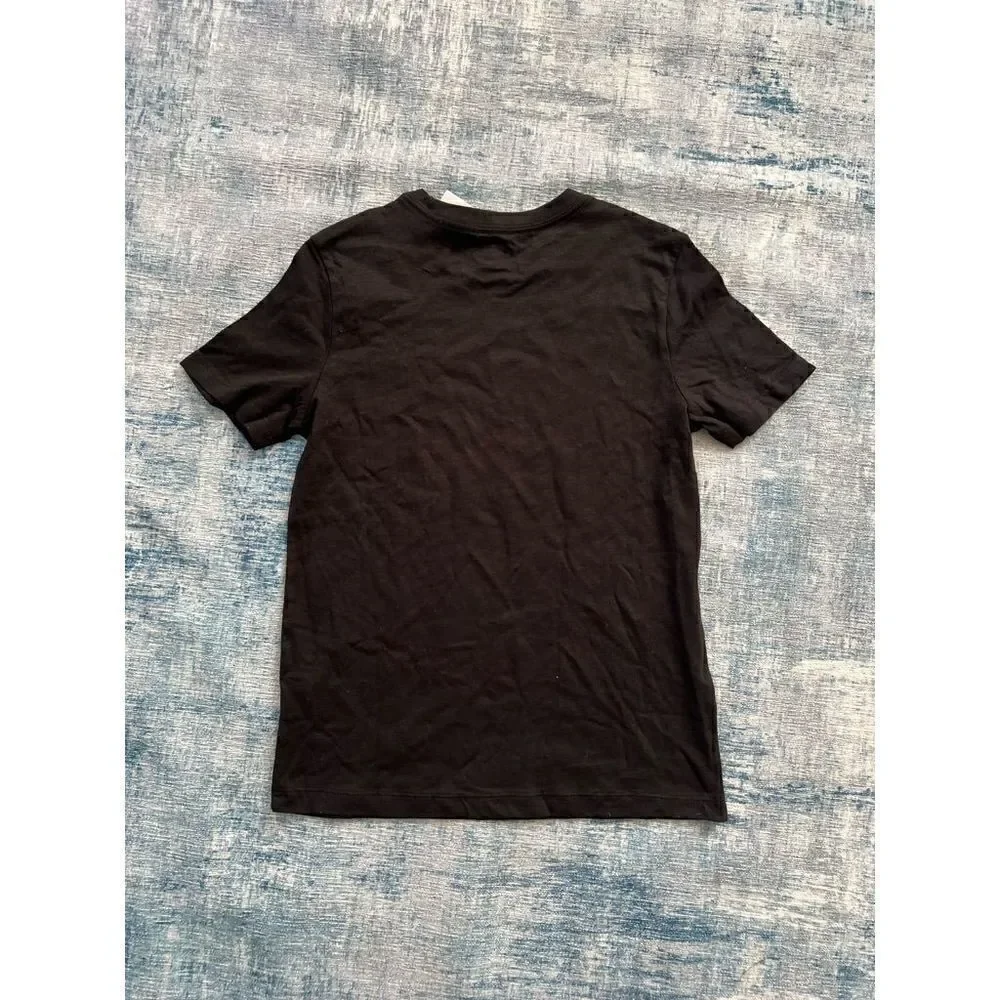 NWT! Old Navy Avatar Last Airbender Tee Medium
